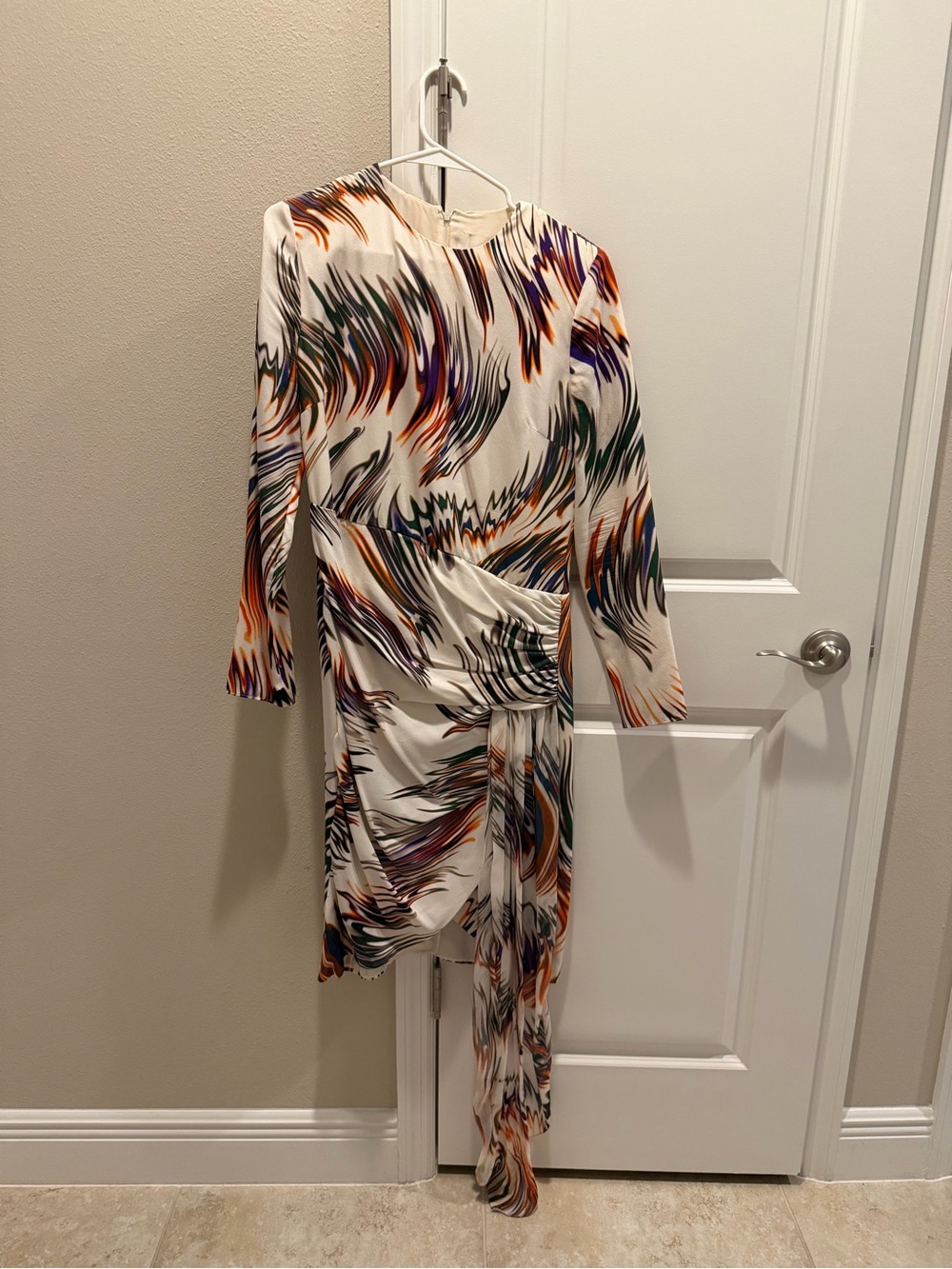 100% silk white and pattern assymetrical dress